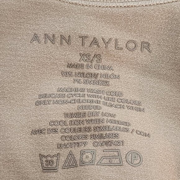 Ann Taylor Tan Seamless Body Hugging Scoop Neck Nylon Span Modern Tank Top XS/S - Picture 11 of 16